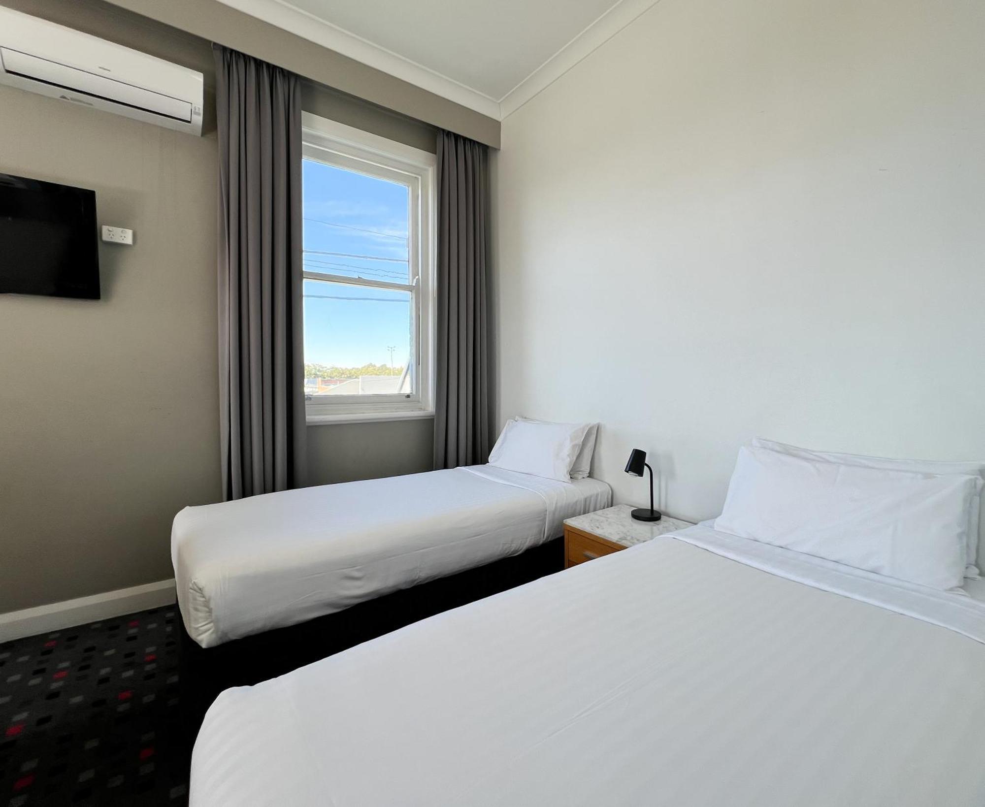 The Sunnyside Tavern, Broadmeadow Newcastle Esterno foto